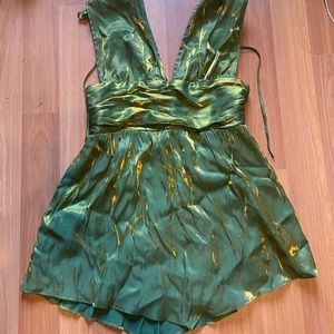 Green Halter Mini Dress, never worn Brand: Cider Size: XL